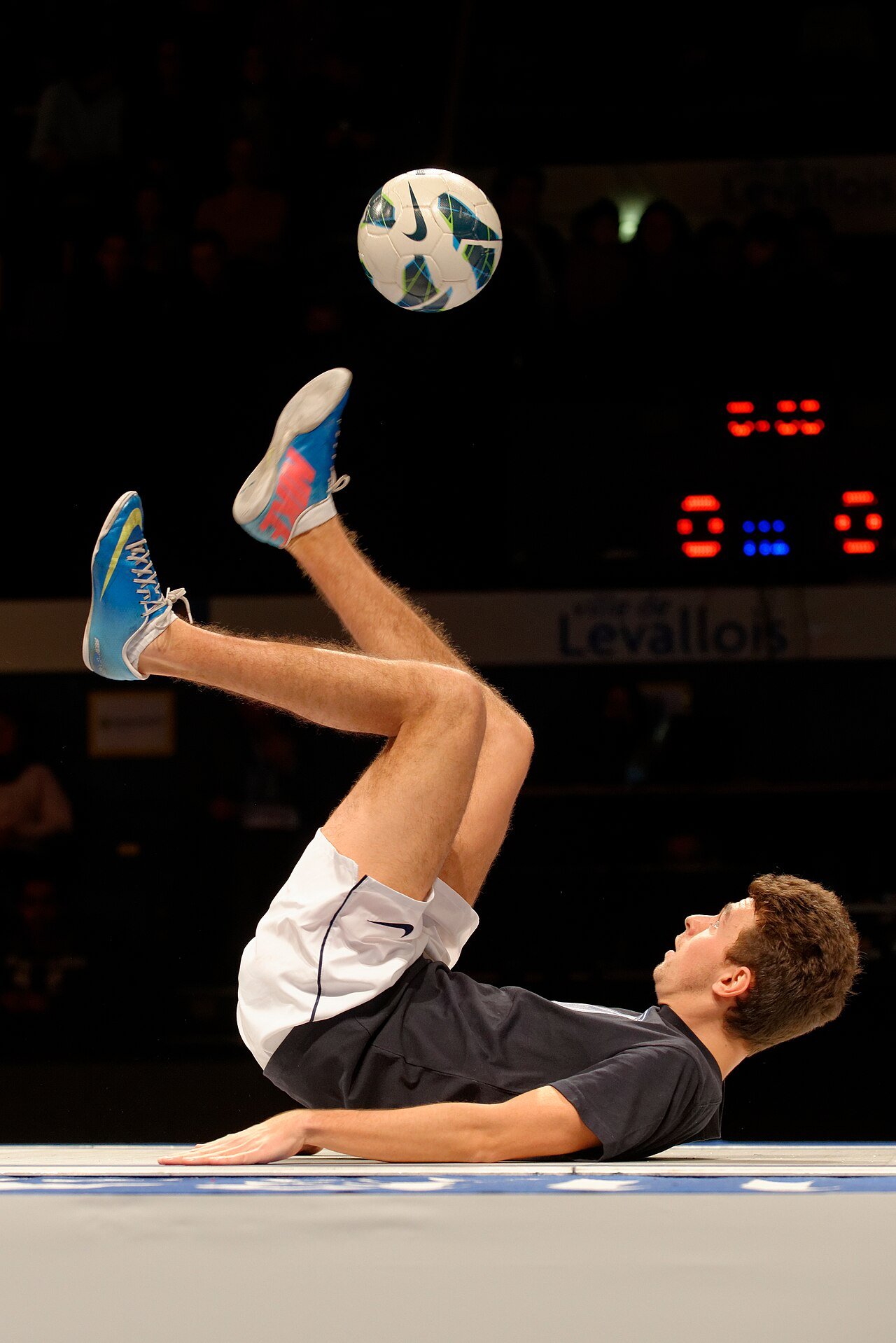 FreeStyle Football 2 pre-orders