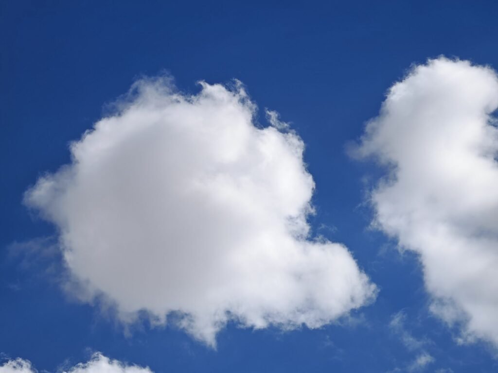 hybrid cloud model